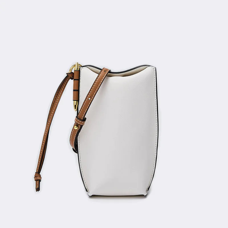 The Rae Crossbody