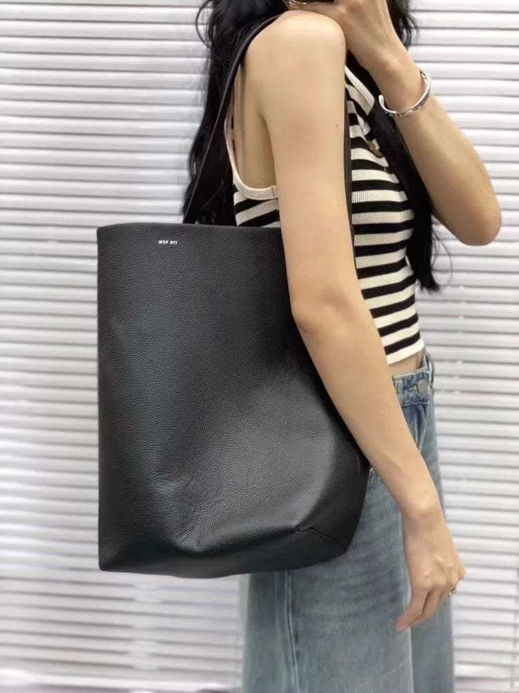 The Noa Bag Midi