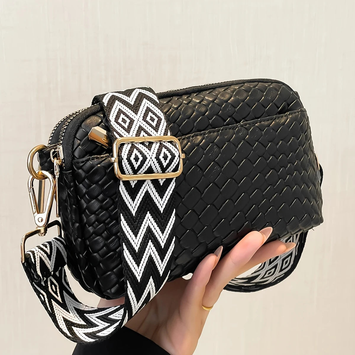 The Remi Crossbody